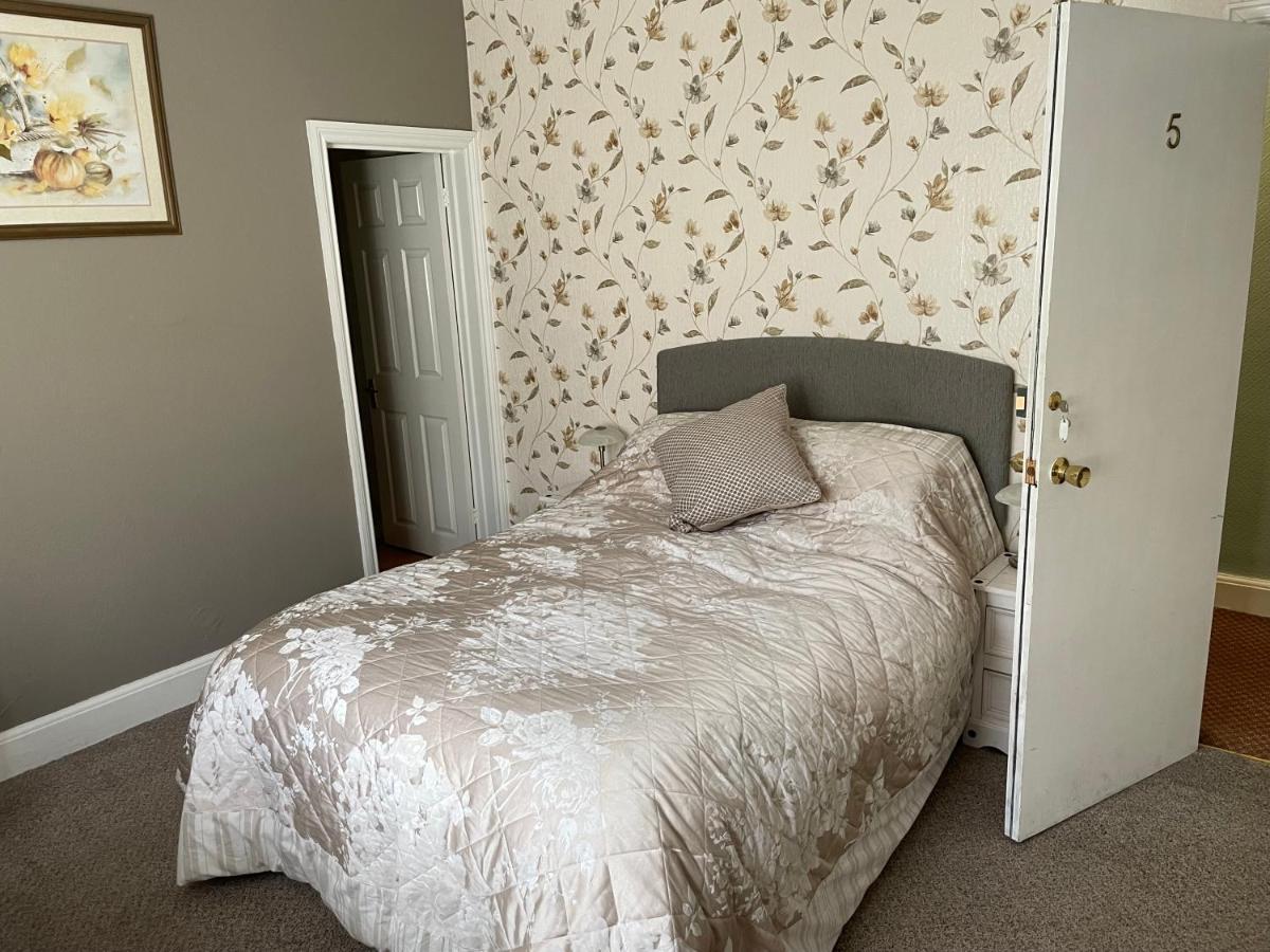 The Dartmoor Bnb Yelverton Exterior photo